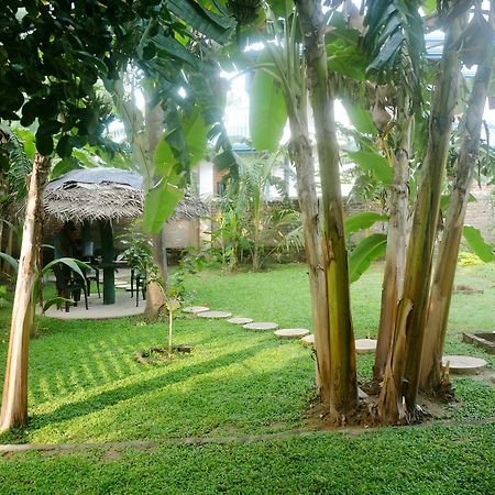 Villa Waterway Garden à Polonnâruvâ Extérieur photo