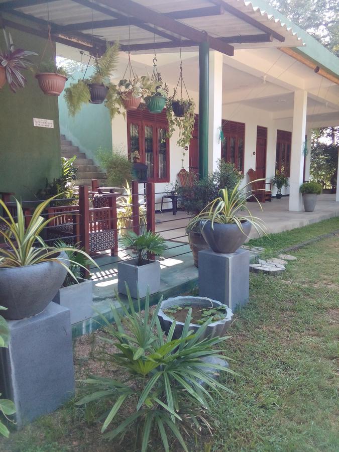 Villa Waterway Garden à Polonnâruvâ Extérieur photo